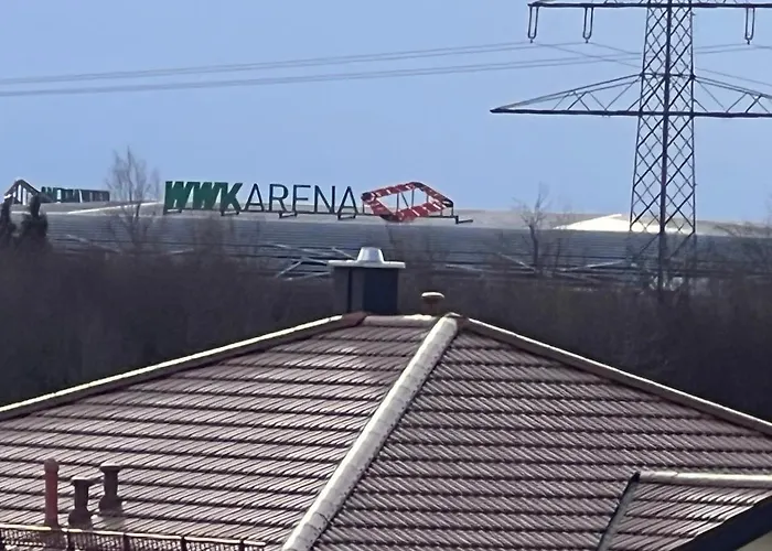 Grosse Ferienwohnung In Augsburg Mit Balkon